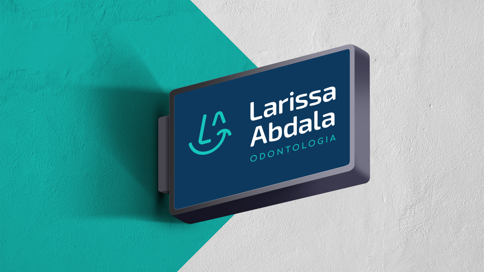 Placa Larissa Abdala Odontologia